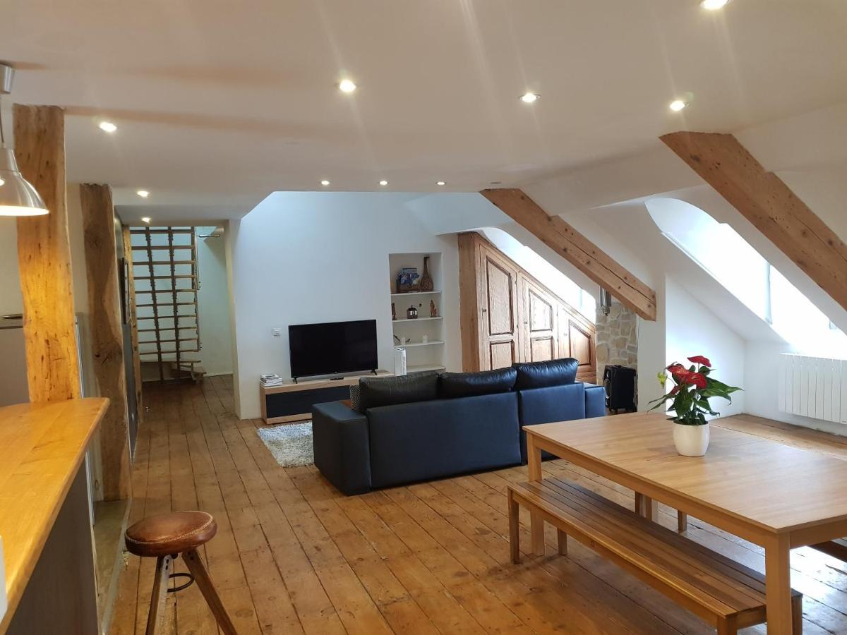 Loft Dans Les Pyrenees Leilighet Oloron-Sainte-Marie Eksteriør bilde